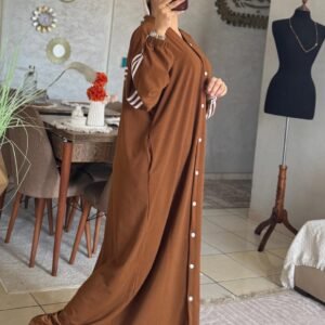 طقم (توب طويل بأزرار + بنطال)